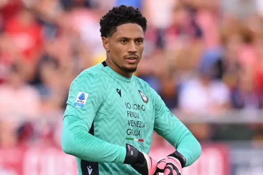 Fiorentina-Udinese, i friulani restano in dieci dopo solo 8': espulso il portiere Okoye