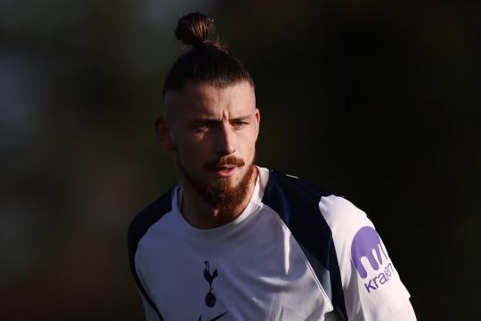 La Fiorentina ha chiesto informazioni per Dragusin. Ma c'è la concorrenza della Roma