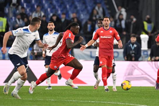 Lazio-Fiorentina, squadre a confronto: Sarri segna pochissimo, ma incassa poche reti