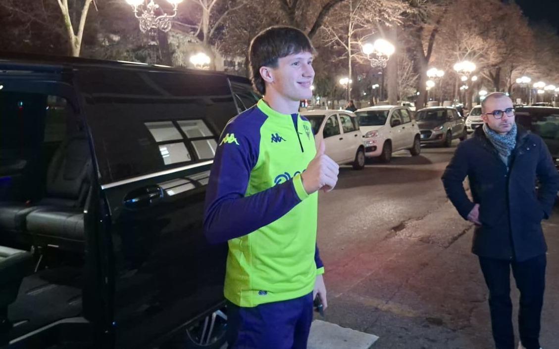 Fabbian è arrivato a Firenze per le visite mediche. Le immagini dalla clinica Fanfani (VIDEO VI.IT)