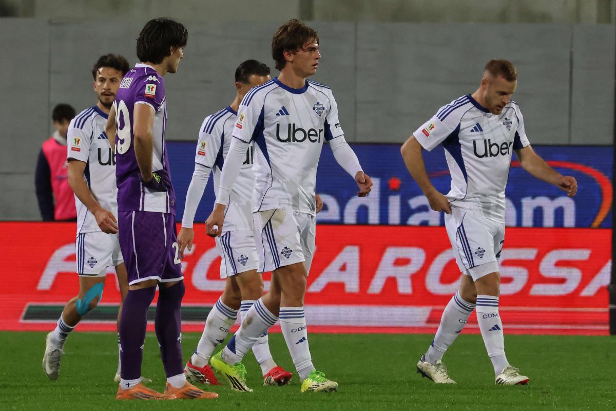 Como-Fiorentina, squadre a confronto: idee e dati opposti. Fabregas prende anche pochi gol
