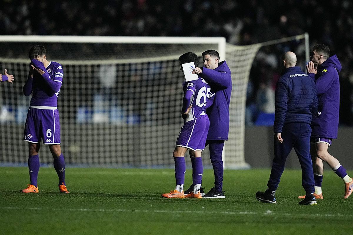 Fiorentina e la spensieratezza dell’incoscienza: così la salvezza è utopia. Mercato: poche ore e tante operazioni da fare