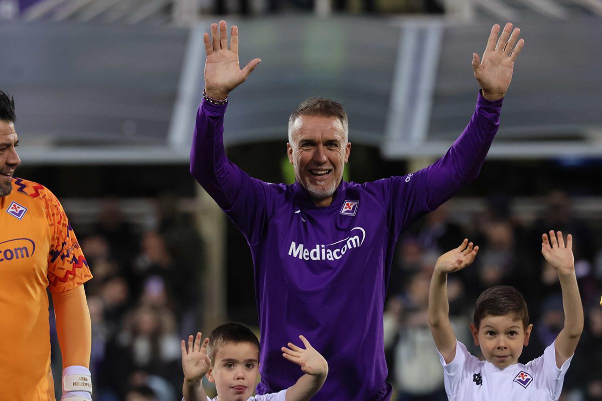 Batistuta: «Un 9 tradizionale con il mio stile non c'è più. Julian Alvarez è incredibile»