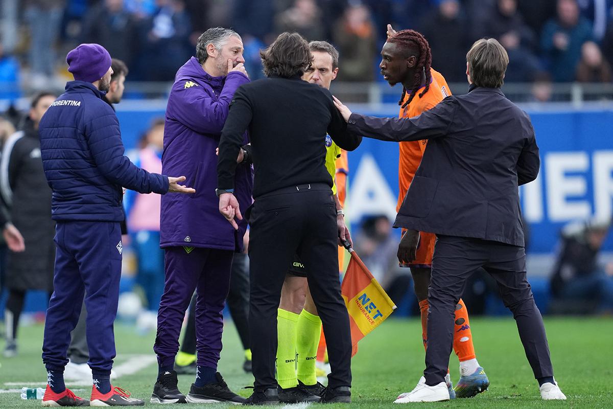 Como, Suwarso: «Sconfitta con la Fiorentina non è colpa dell'arbitro e nemmeno del Var»