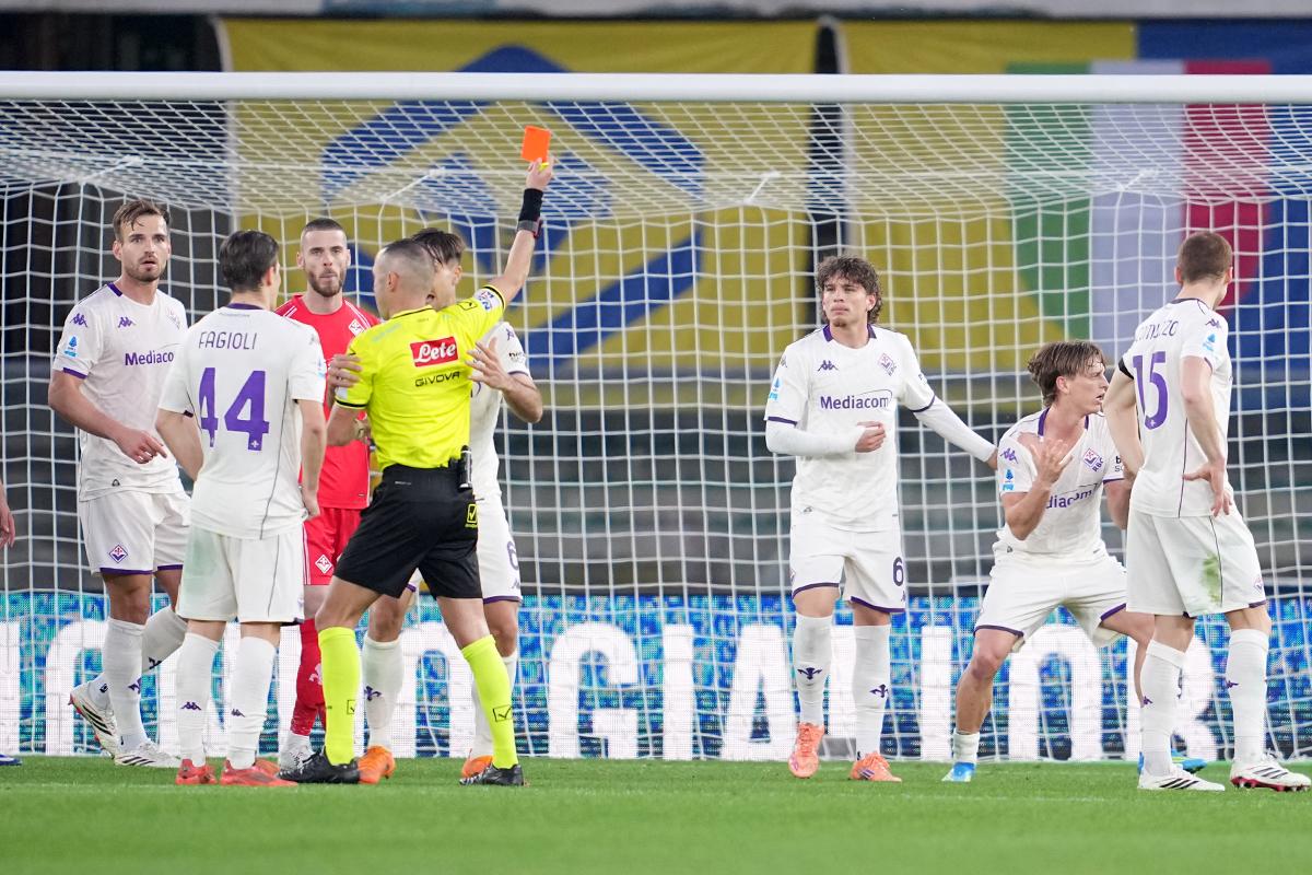 La Moviola: Guida paga il caos prima del gol viola. Manca il secondo giallo a Belghali