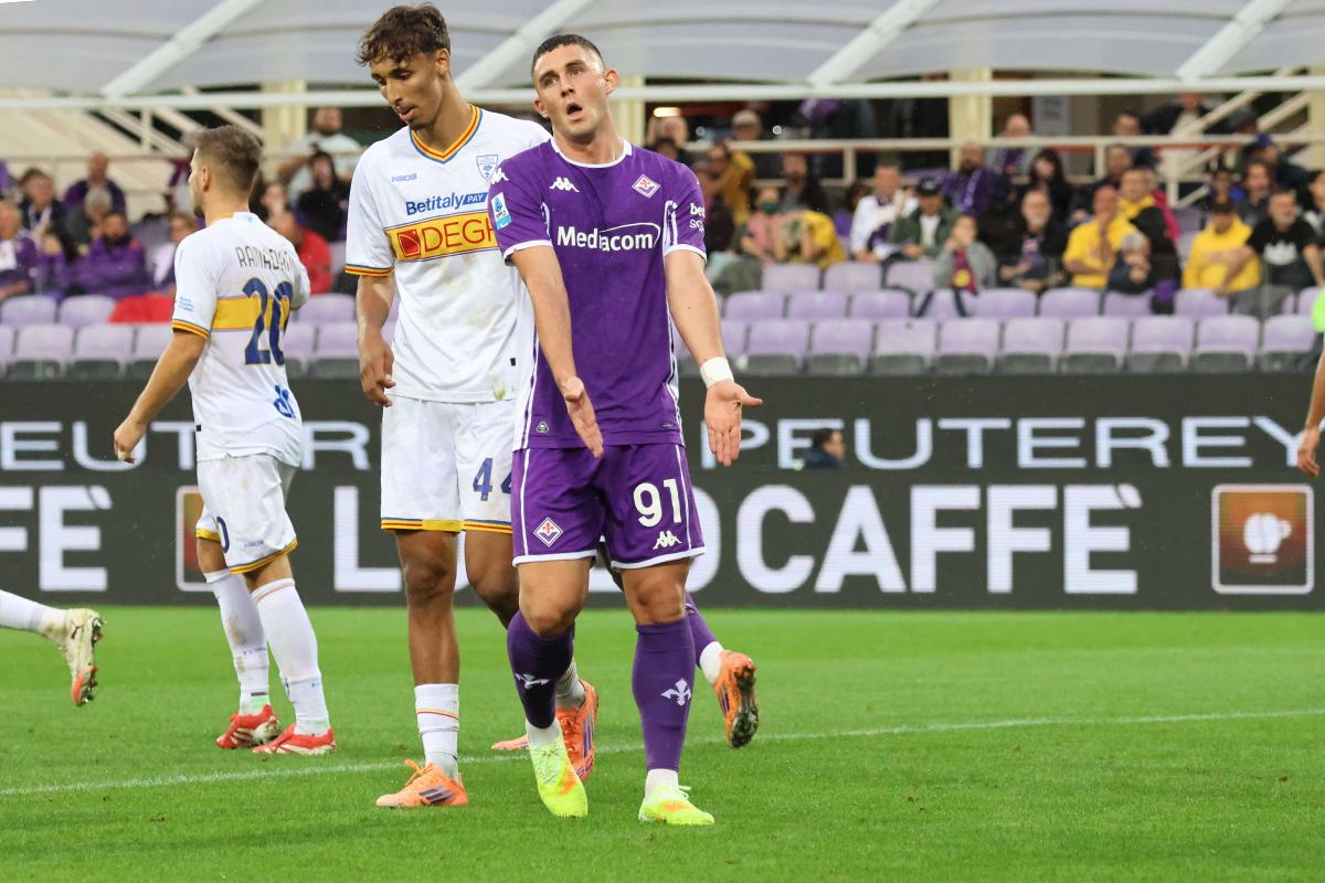 Lecce-Fiorentina, squadre a confronto: +8 per i viola. 10 gol su 21 da piazzato per i salentini