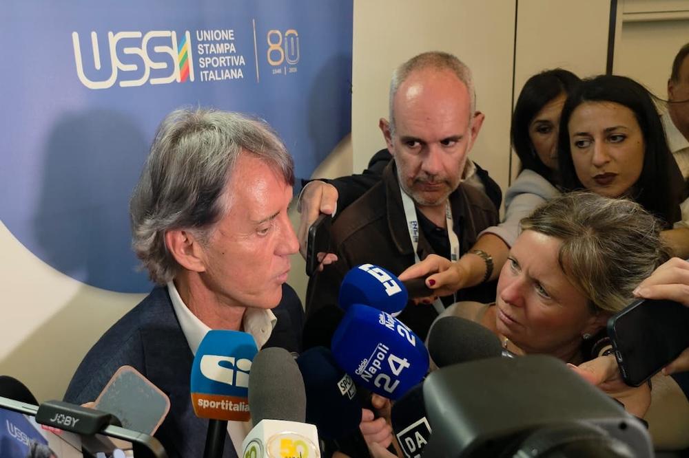 Mancini: «Qualcosa di buono c'è stato nel calcio italiano. Giovani? Palestra e Cancellieri mi piacciono»