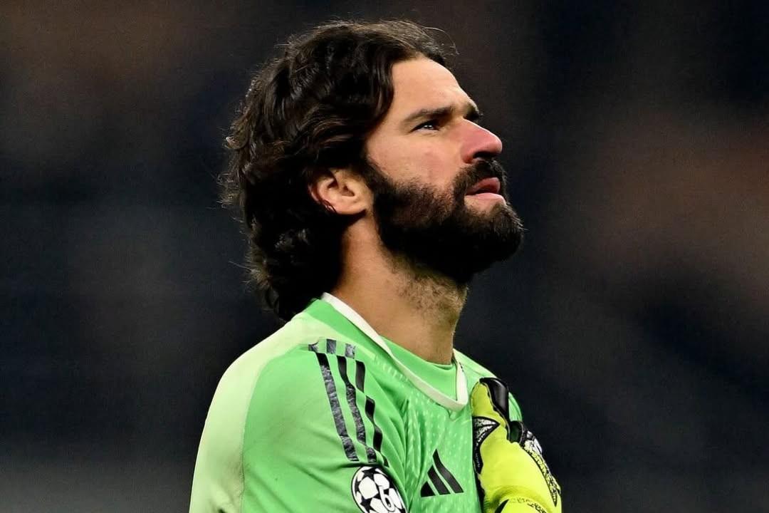 Niente De Gea: è Alisson il primo obiettivo della Juventus per la porta. Il brasiliano ha detto sì