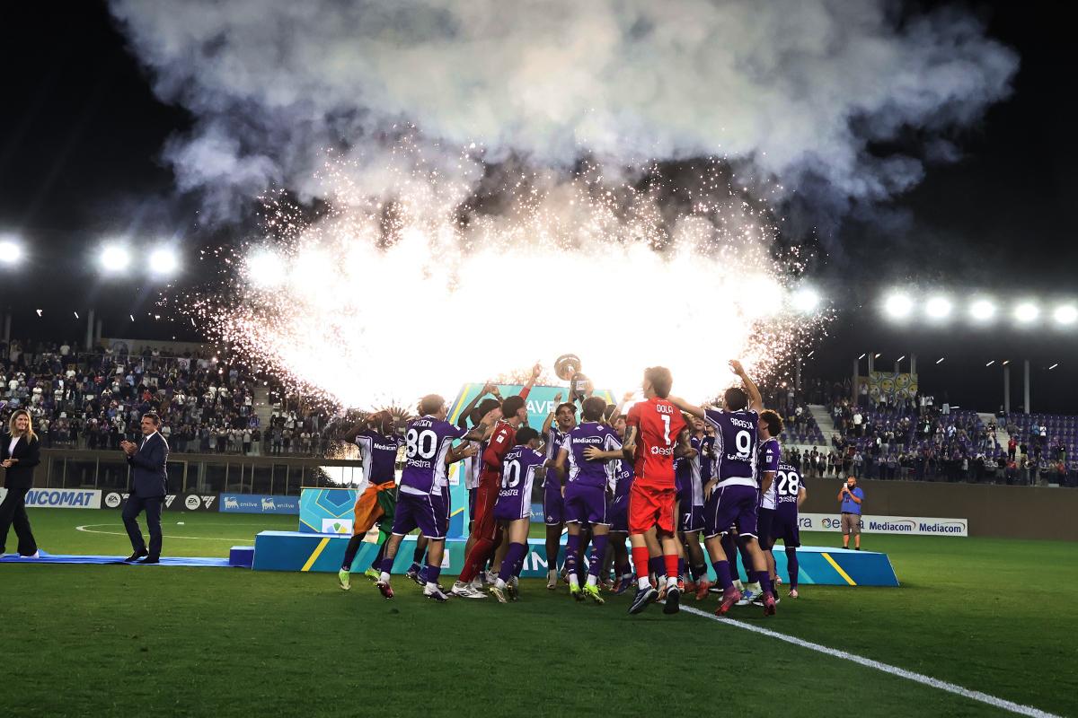 Tuttosport - La Fiorentina Primavera batte in finale il Parma per 2-1. Lo scudetto è tutto viola