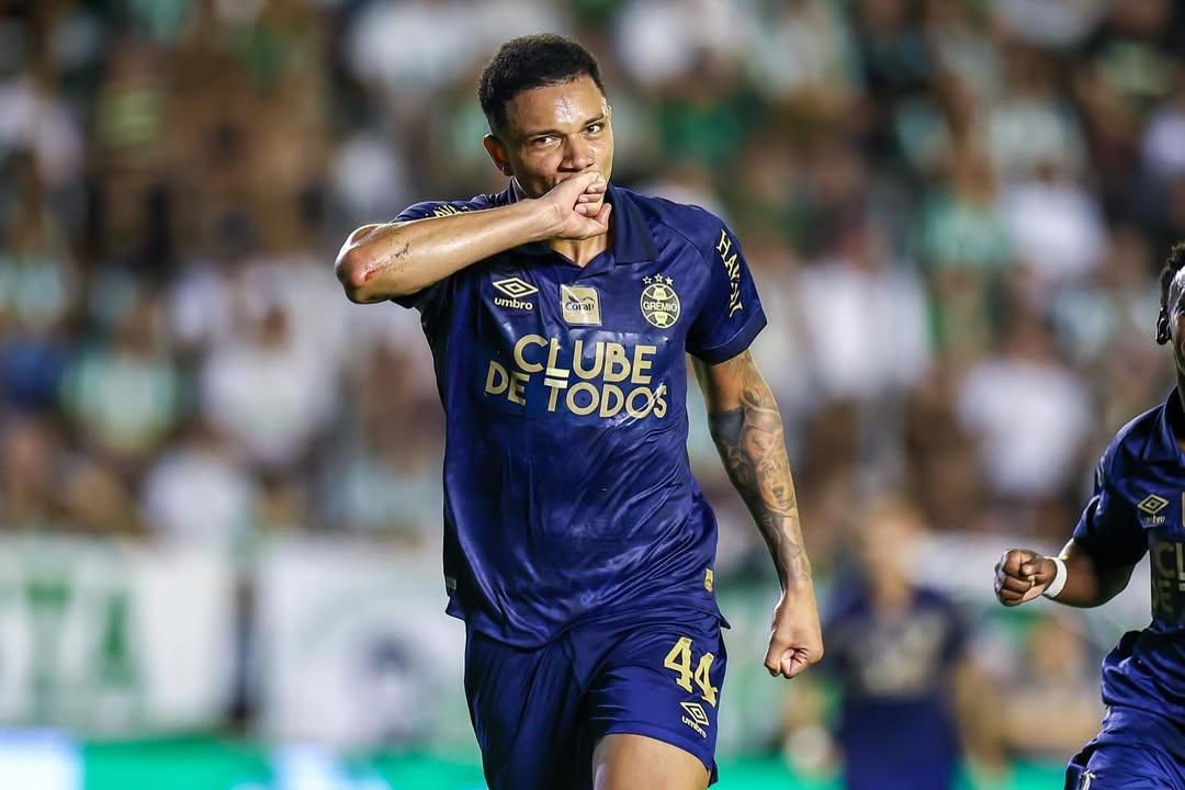 Gazzetta - Colpo Viery per la Fiorentina. Per il brasiliano è pronto un quinquennale