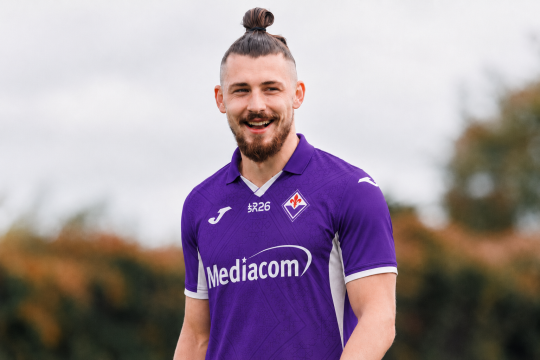 Dragusin atteso in tarda serata in Italia. Domani le visite mediche con la Fiorentina