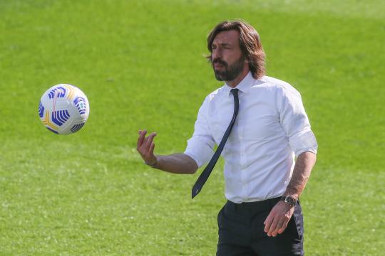 Gazzetta - Pirlo avanza per la panchina azzurra: Guardiola, Conte e Mancini restano in corsa