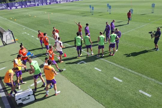 LIVE – Secondo giorno di allenamento a porte aperte al Viola Park. Kean in gruppo, assente Jimenez