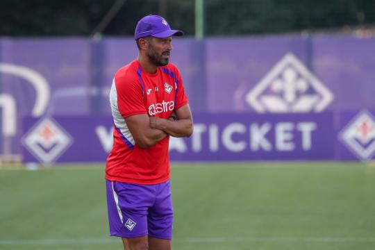 Fiorentina, ritiro a Teddington dopo il QPR: mercoledì test col Watford di Bove