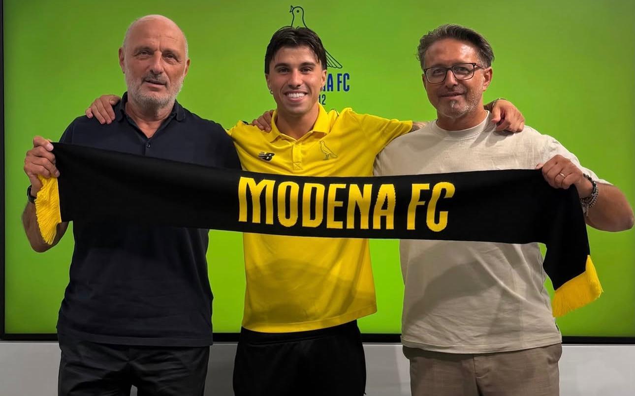 Ufficiale, Bianco ceduto a titolo definitivo al Modena