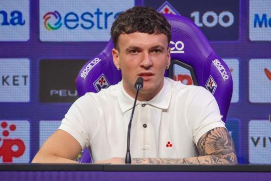 Jimenez: «Alla Fiorentina ho detto subito sì, è stato tutto molto veloce. Felice di essere qui»