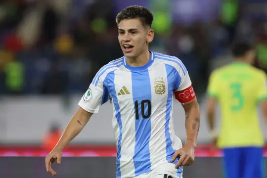 Fiorentina, sondaggio per Echeverri del City