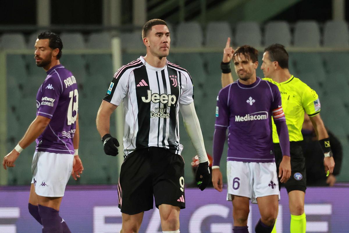 Tuttosport - Il solito Franchi prende di mira Vlahovic. Doveri interrompe il gioco due volte