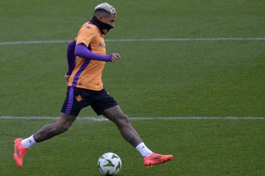 Tuttosport - Inter, niente Cancelo: adesso il primo della lista è Dodo. Si studia uno scambio di prestiti