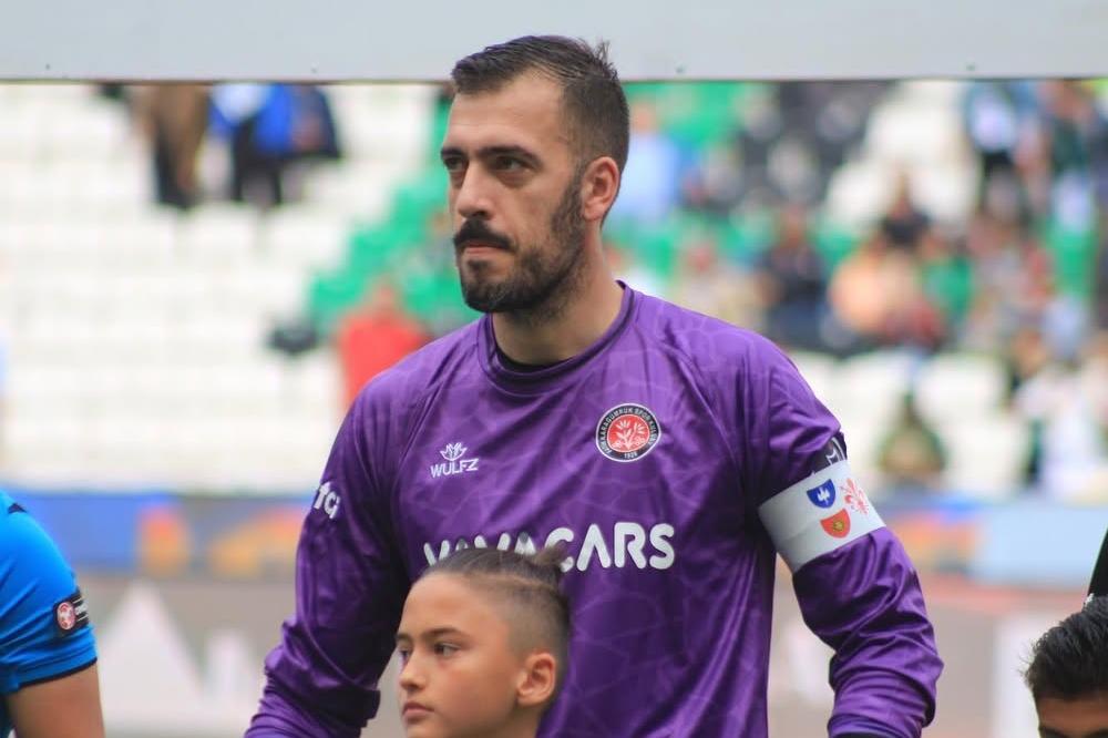 Viviano: «Serve non prendere gol. Rigore Sassuolo? Assurdo, non è il momento per egoismi»