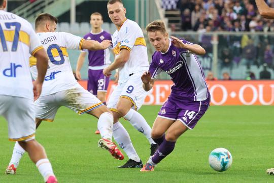 CdS – Nicolussi Caviglia, il Cagliari chiede altre informazioni. Può già lasciare la Fiorentina