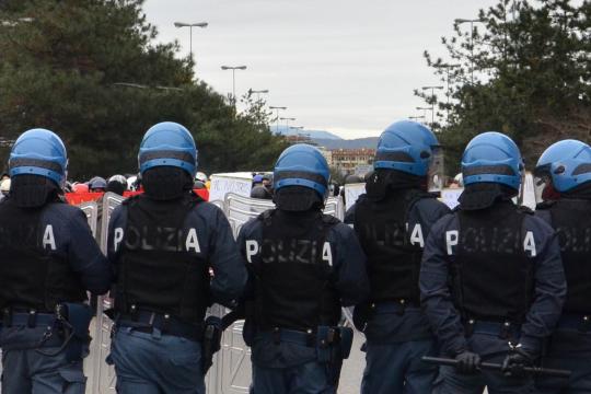 Scontri tra tifosi viola e quelli del Montpellier, arrivano 32 Daspo