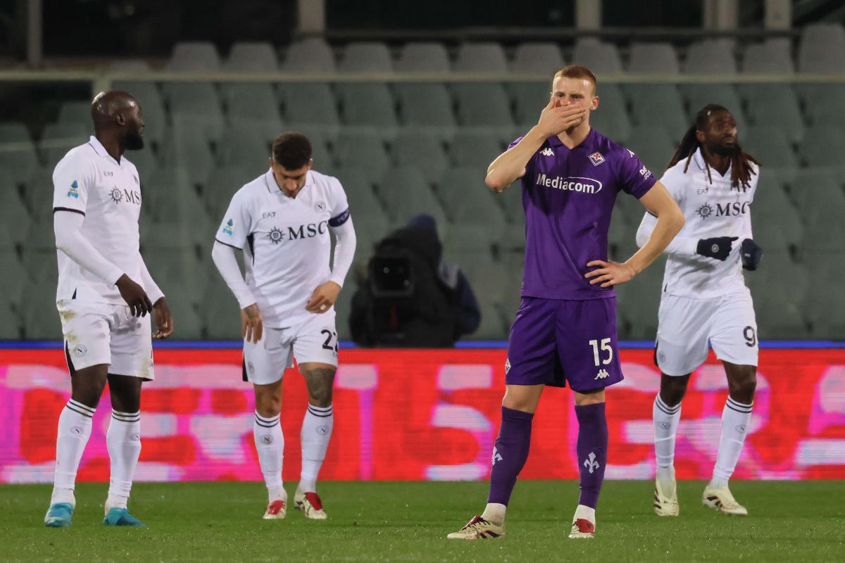 Napoli-Fiorentina, squadre a confronto: azzurri mai ko in casa. Viola, dietro serve far meglio