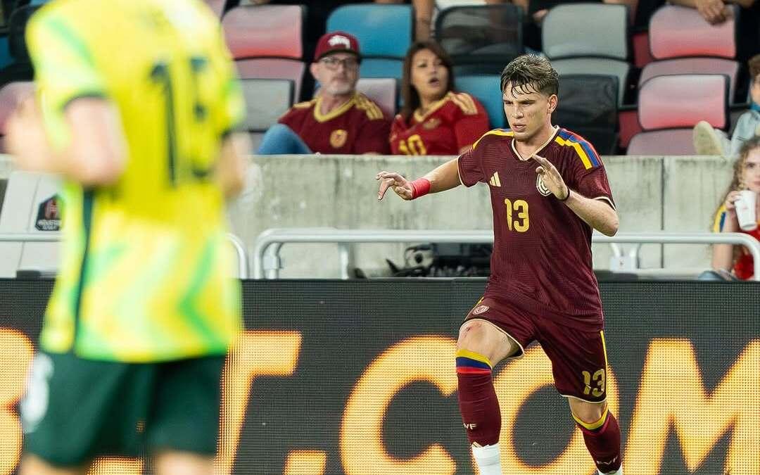 Esordio con il Venezuela per Luis Balbo, ma esce infortunato dopo mezz'ora