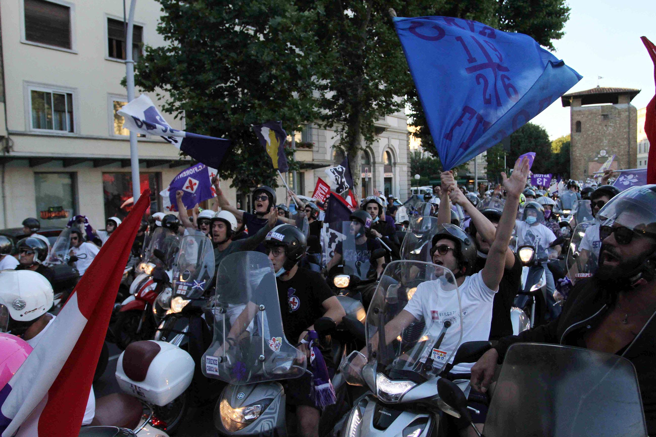 La Nazione - Fiorentina-Juventus comincerà molto prima delle 18 per i tifosi viola