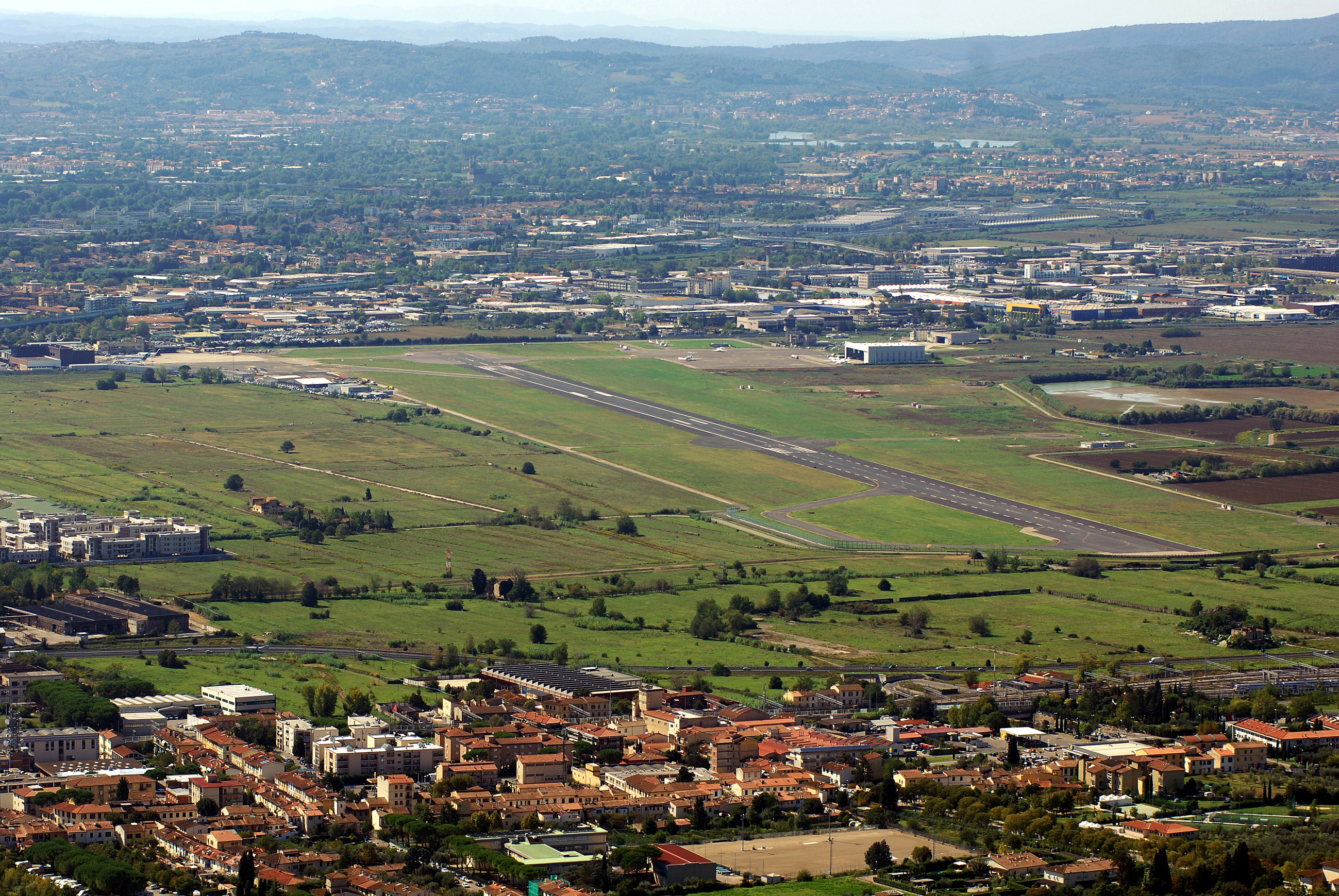 Aeroporto di Firenze, ok definitivo sul decreto alla VIA per la nuova pista