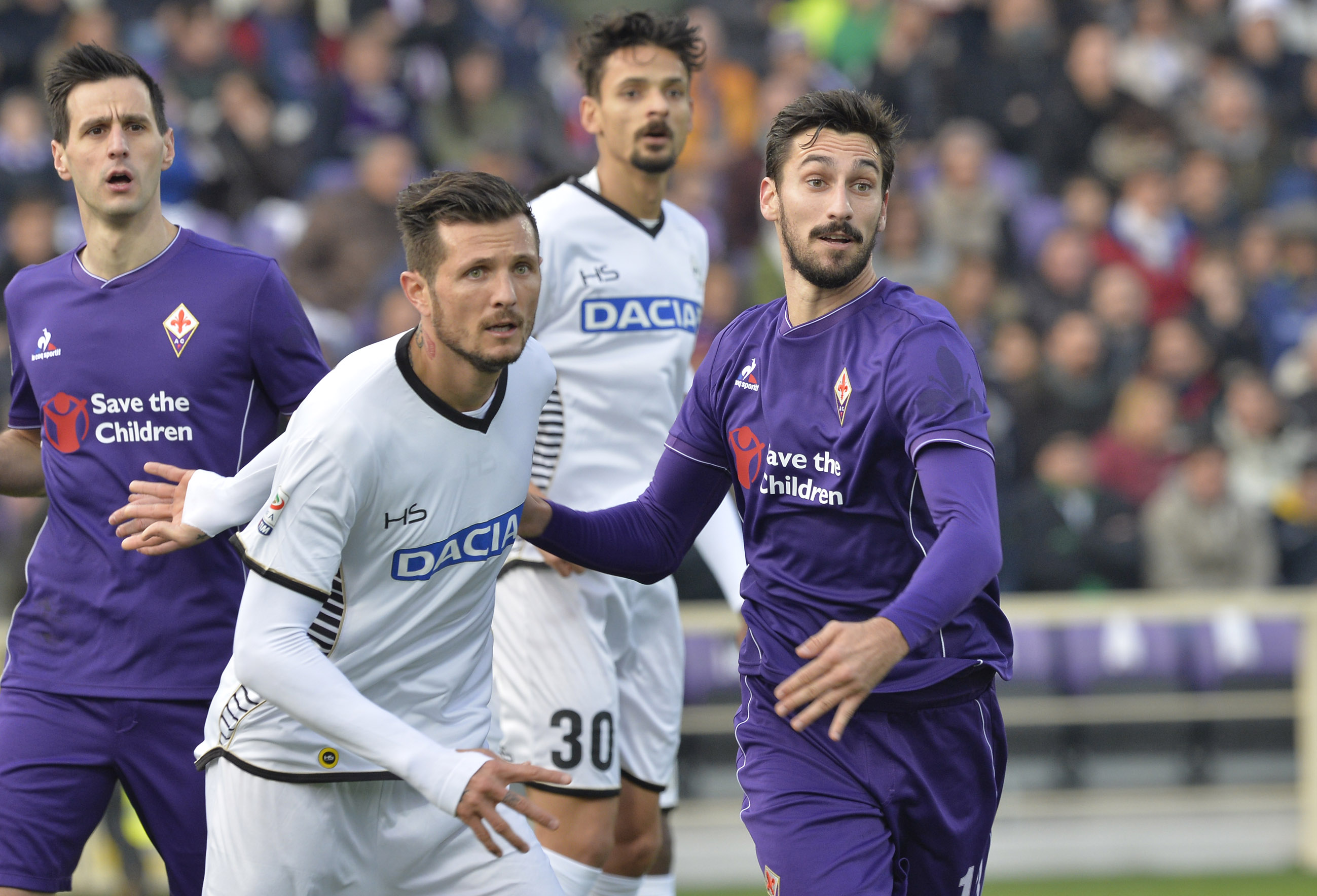 Piede caldo Thereau. 3 gol in altrettante gare quest’anno. Subito in campo al Bentegodi