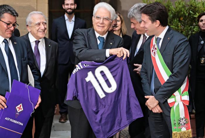 Mattarella: "Spero nella vittoria del Mondiale 2022"