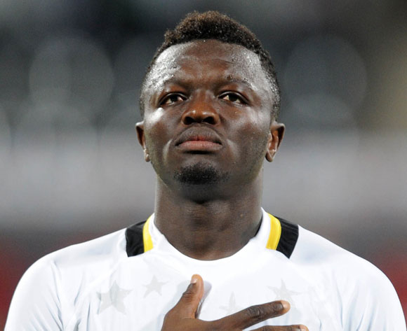 Cagliari-Pescara, Muntari lascia il campo dopo buu razzisti