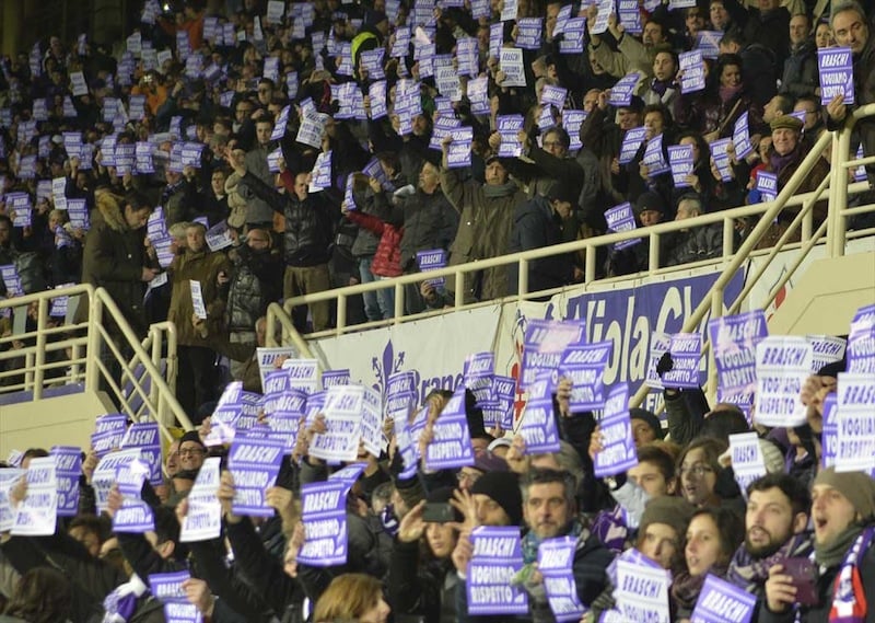 Curva vuota. Fiorentina-Lazio