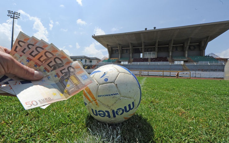 Sistema calcio già malato prima ancora del virus: debito monstre. Rischio tracollo