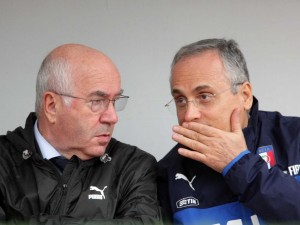 Lazio, Lotito si ripete: abbonati Nord in Curva Sud. Stavolta però pagano di più...