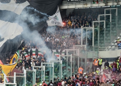 Pres. Commissione Cultura e Sport Giuliani: "Gli adesivi inneggianti alla tragedia dell’Heysel saranno presto rimossi"