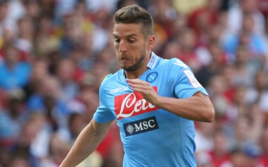 Serie A, il Napoli espugna l'Olimpico grazie ad una doppietta di Mertens
