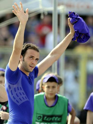 Monti: "La Fiorentina ha provato due volte a riportare Pazzini a Firenze"