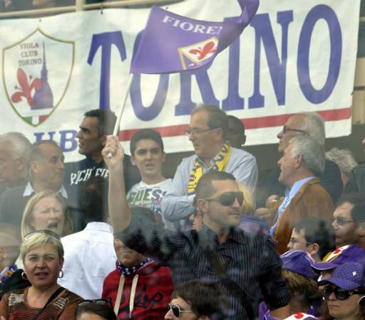 A Torino grande accoglienza nel segno di Davide. Niente settori, tutti nella Curva del Toro