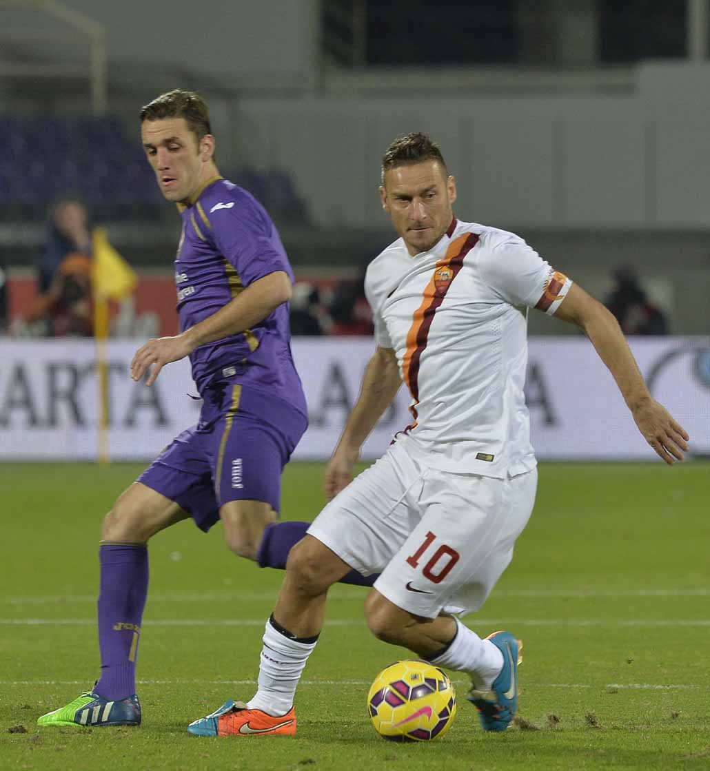 Uefa, Francesco Totti riceverà il premio del presidente Ceferin
