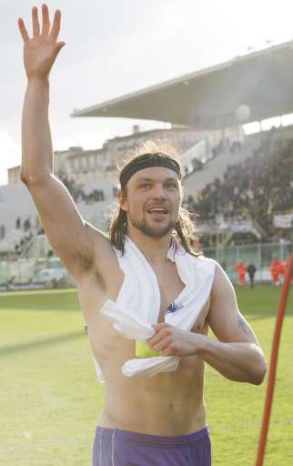 Tanti Auguri a Thomas Ujfalusi: l'ex difensore viola compie 39 anni