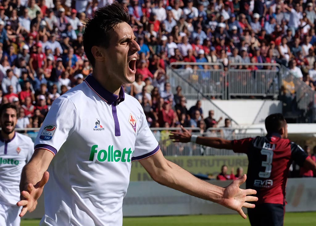 Kalinic, un bacione a Cannavaro. Spiazzati gli agenti. No anche per motivi familiari