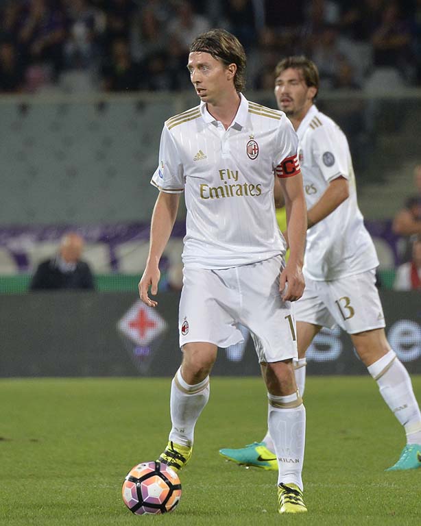Montolivo fuori dal Milan per scelta tecnica. Obiettivo di Elliot è la rescissione