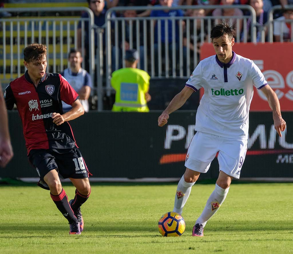 Fio-Cagliari, le squadre a confronto: sardi disastrosi dietro, viola imbattuta in casa