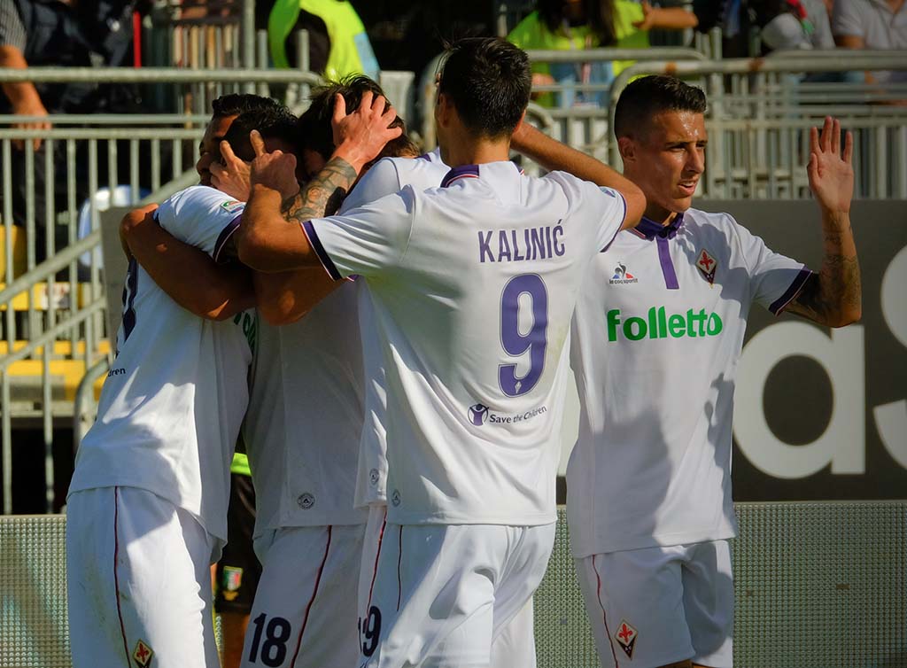 Un girone fa: a Cagliari la tripletta di Kalinic e la doppietta di Bernardeschi (VIDEO)