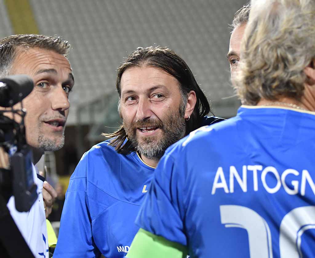 Riganò consiglia Simeone: "Deve muoversi da centravanti, fa movimenti da 2° punta"