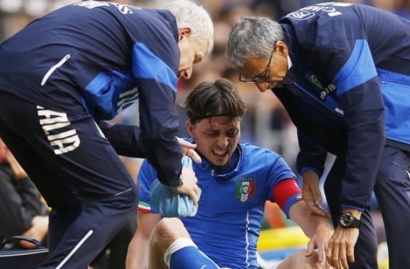 Ancora problemi fisici per l'ex viola Montolivo: lesione ai flessori della coscia