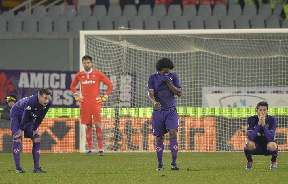 Da miglior difesa a ‘banda del buco’. 2 reti subite a partita nelle ultime 8 per i viola