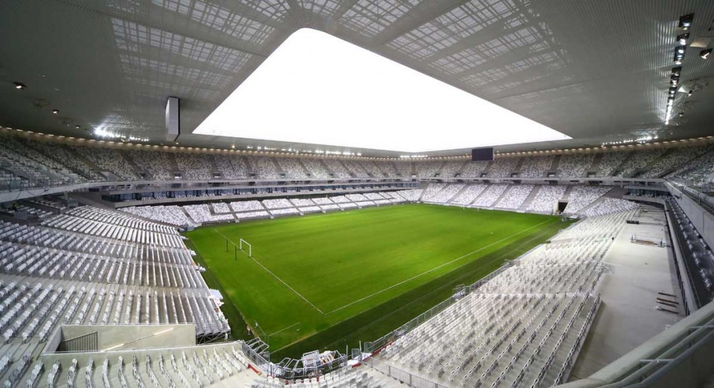 Stadio nuovo: poltrone comode, curve con stesso nome, un po' Allianz un po' Bordeaux